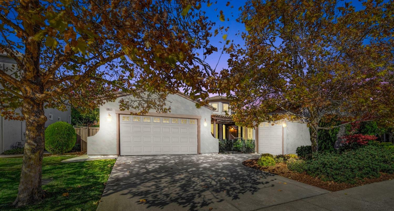 Property Photo: 1017 Cornhill Way CA 95630