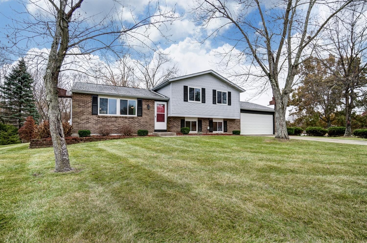 Property Photo:  10696 Ridgevale Drive  OH 45240 