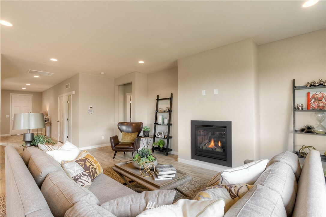 Property Photo: 7727 22nd Lane SE WA 98503