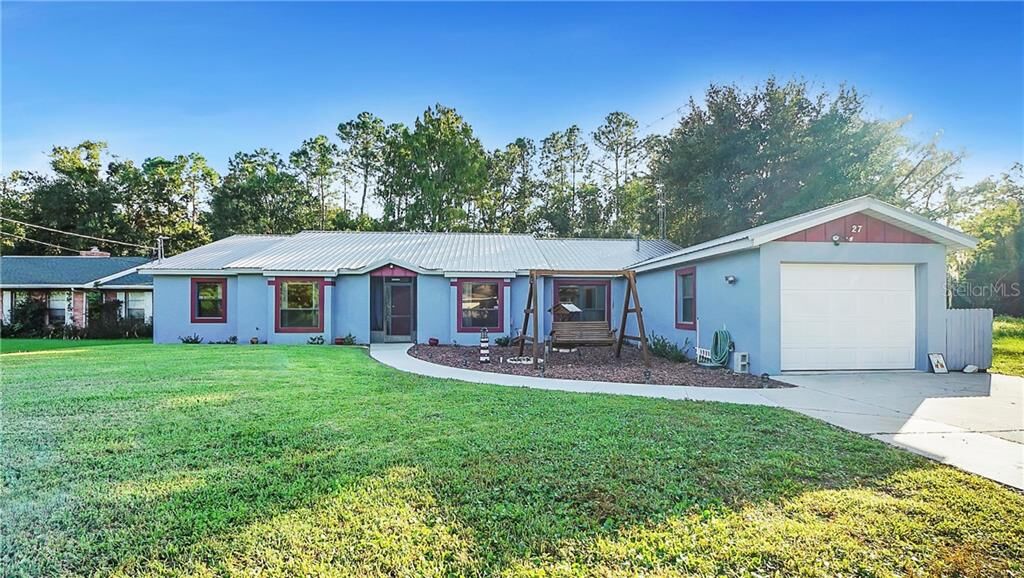 Property Photo: 27 Lonesome Pine Trail FL 34797