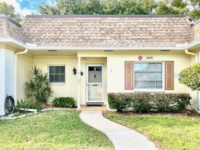 Property Photo:  1669 S Lake Avenue 2  FL 33756 