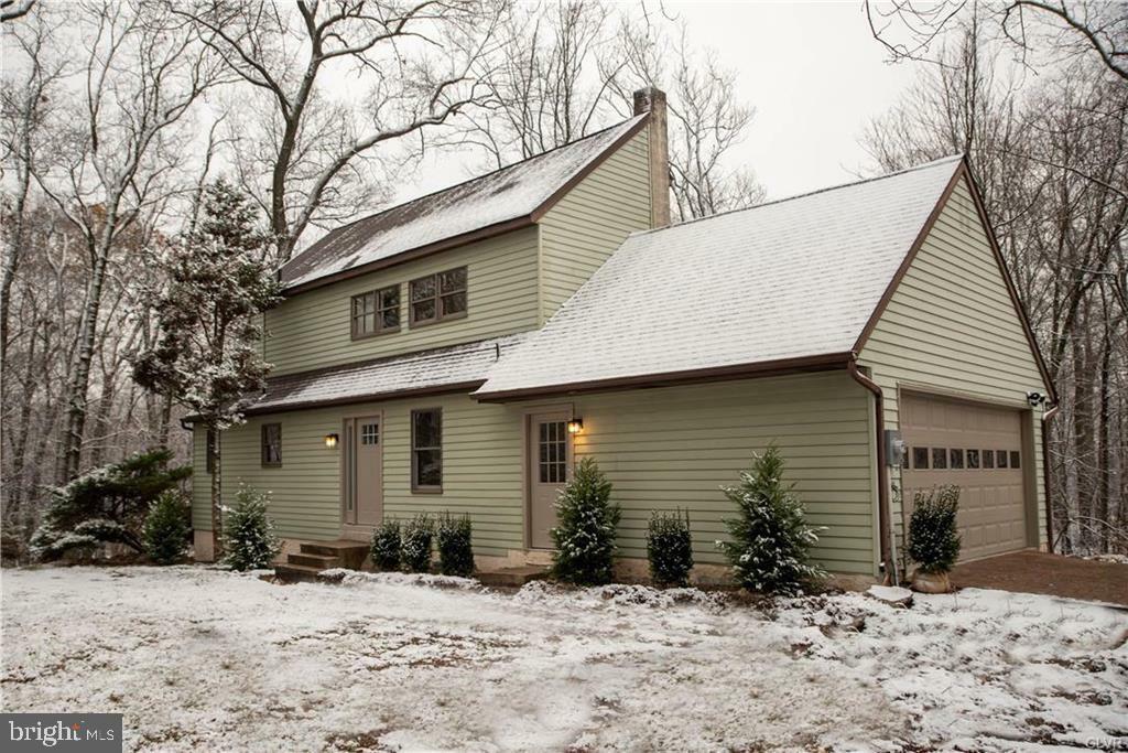 Property Photo:  11 Marybeth Drive  PA 19522 