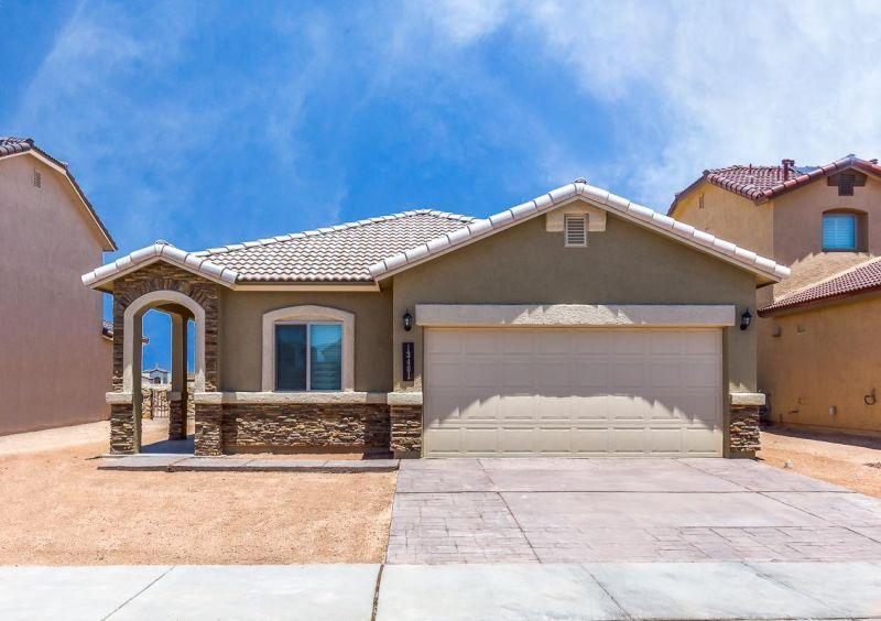 Property Photo: 2048 Blue Valley Avenue TX 79927
