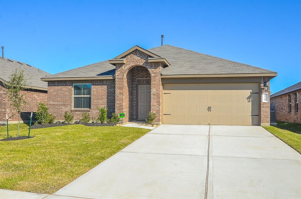 Property Photo: 3710 McDonough Way TX 77494