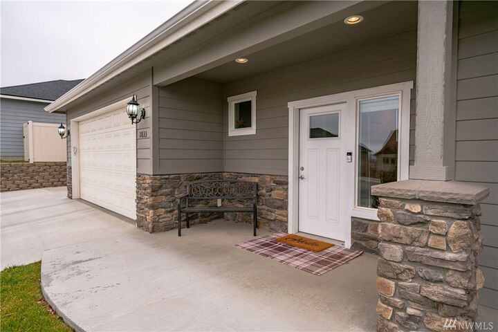 Property Photo:  2833 N Breckenridge Dr  WA 98802 