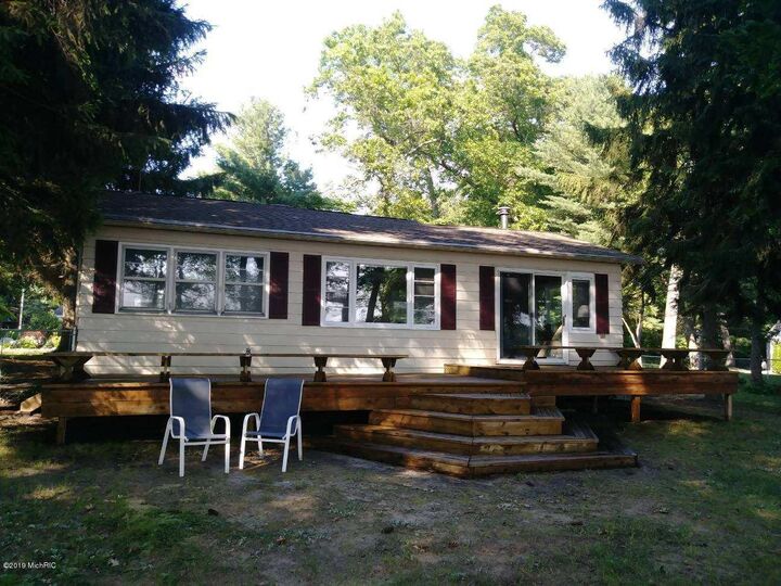 988 Lakewood  Pullman MI 49450 photo