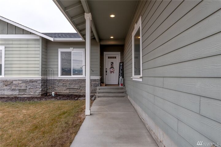 2178  Inglewood Drive  East Wenatchee WA 98802 photo