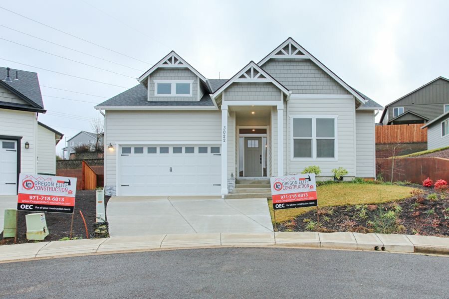 Property Photo: 3022 Eagle Feather Ct NW OR 97304