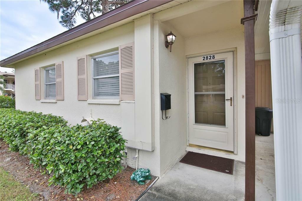 Property Photo:  2828 Swifton Drive 115  FL 34231 