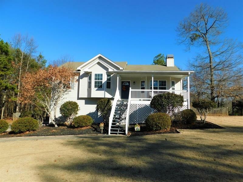 Property Photo:  496 Fairview Oak Place   30157 