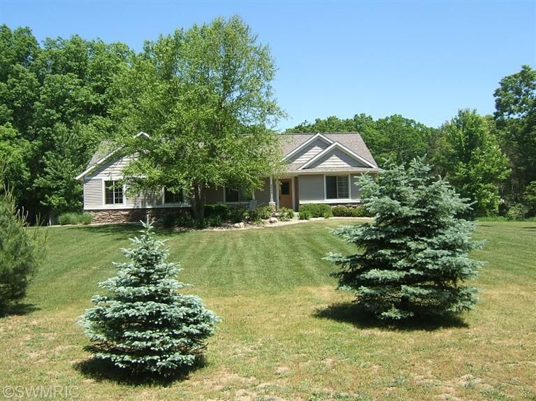 Property Photo:  2443 Orchard Valley Drive  MI 49408 