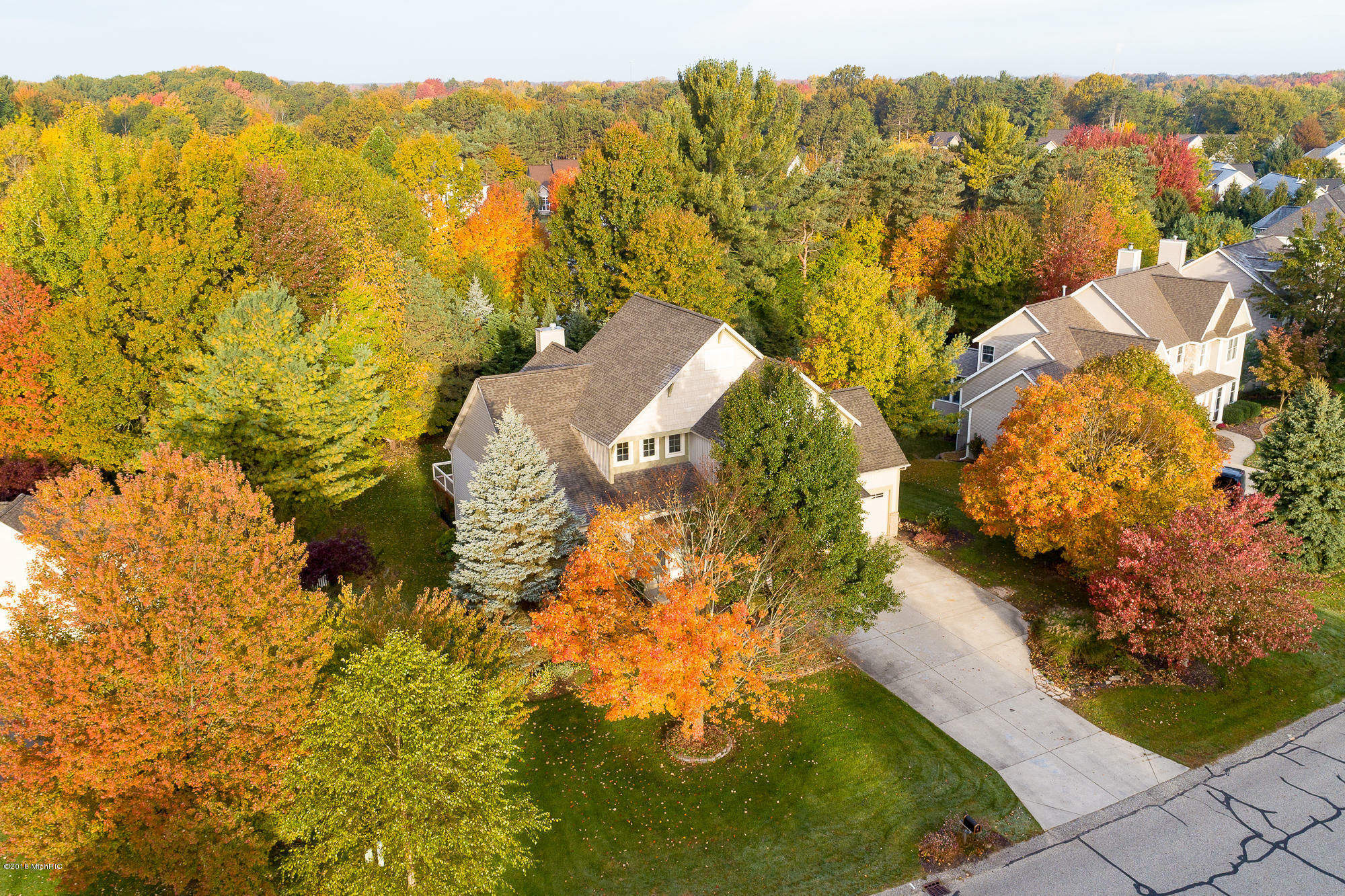 Property Photo:  2949 Brookwind Drive  MI 49424 