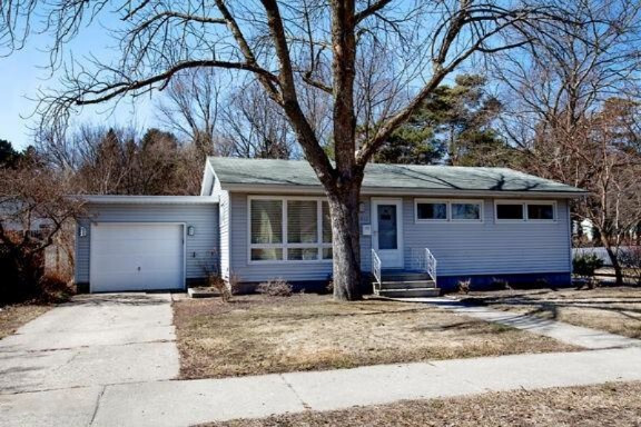 Property Photo: 1611 Wisconsin Avenue MI 49417