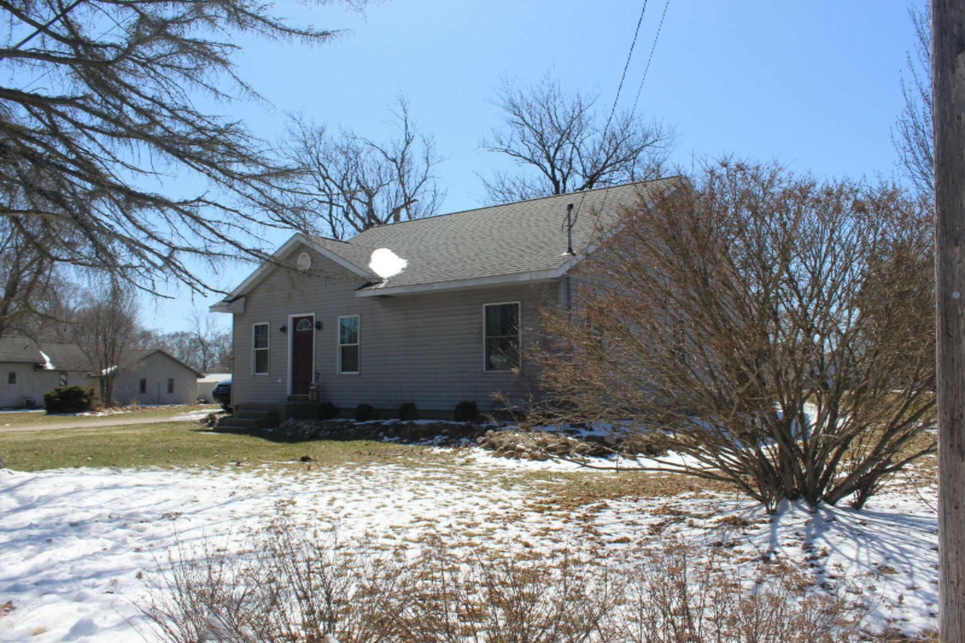 Property Photo:  220 Pemberton Avenue  MI 49307 