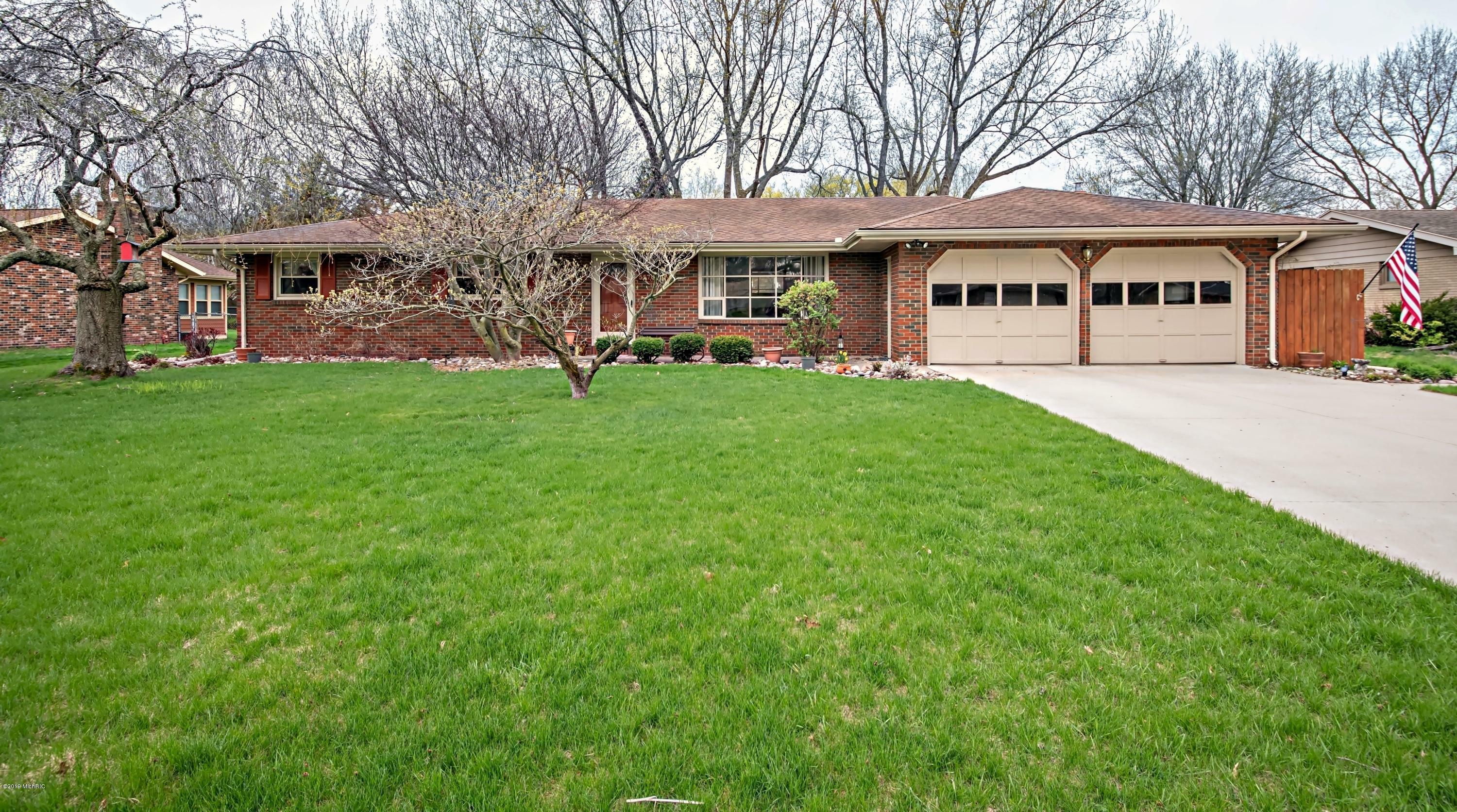 Property Photo:  5570 Caribou Trail  MI 49127 