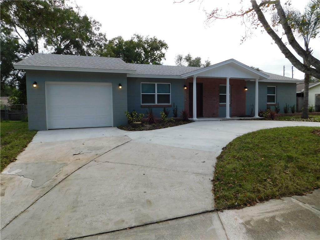 Property Photo:  6106 Fox Hunt Trail  FL 32808 