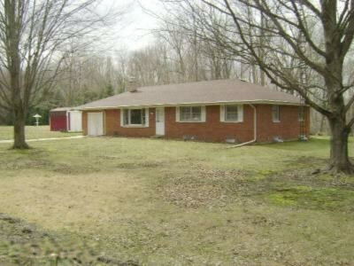 Property Photo:  2400 Bluff Street  MI 49120 