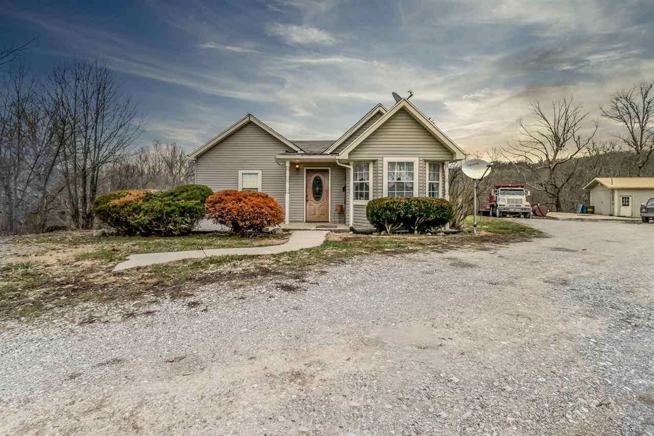 Property Photo: 833 Ky 467 Hwy KY 41033