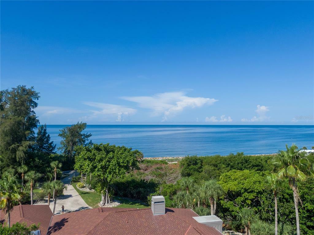 Property Photo:  7611 Sanderling Road  FL 34242 