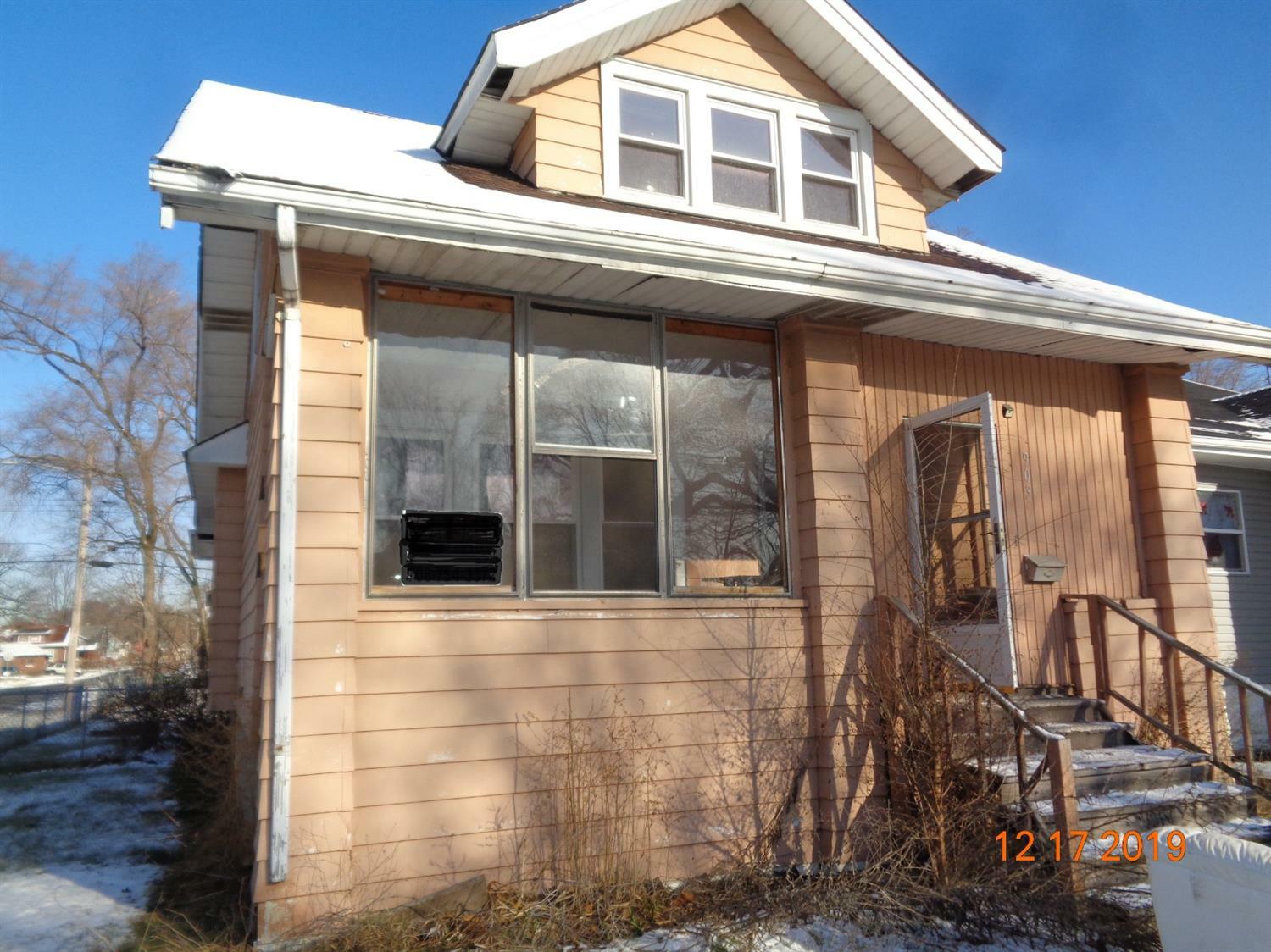 Property Photo: 903 Drackert Street IN 46320