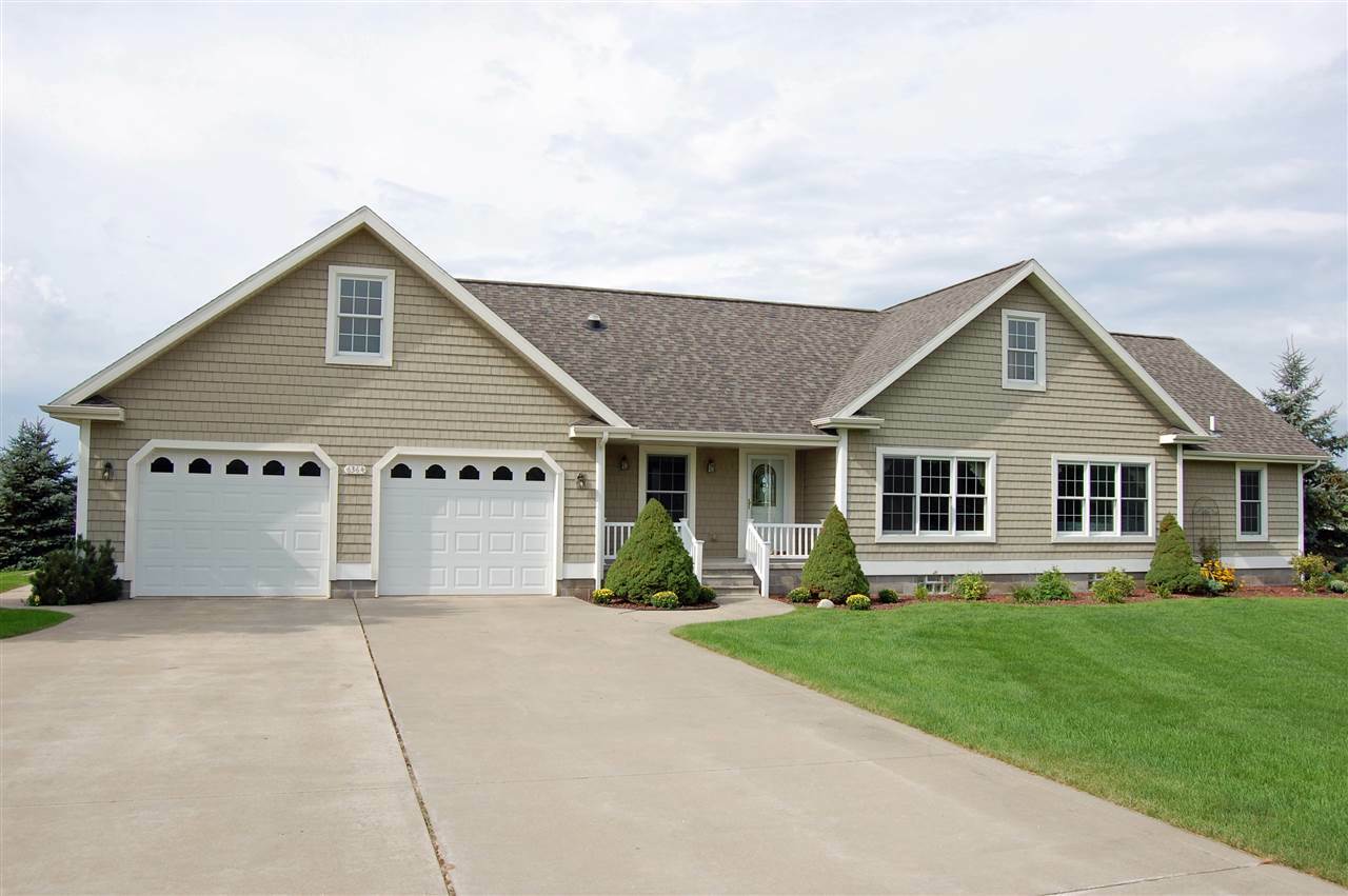 Property Photo: 6364 Summerside MI 49706