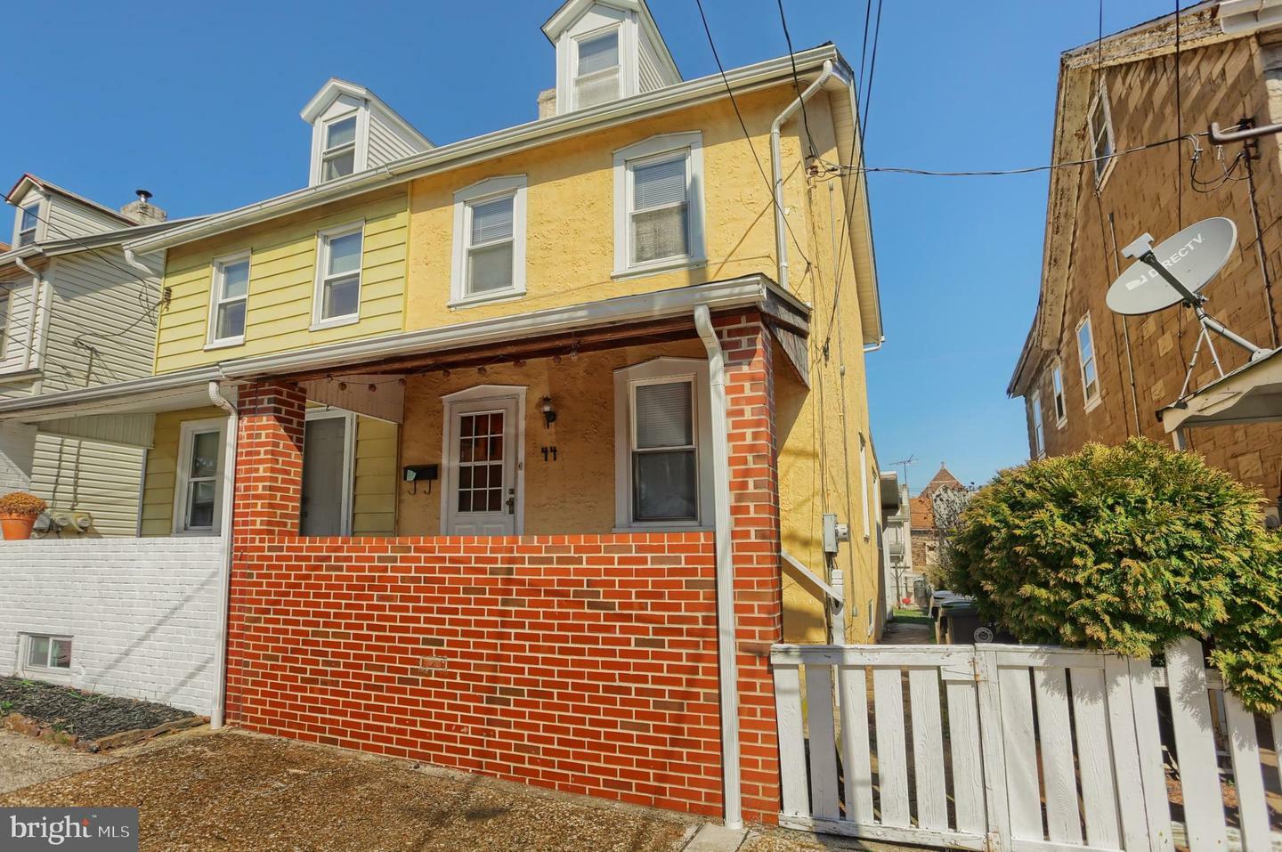 Property Photo:  44 Walnut Street  PA 19460 