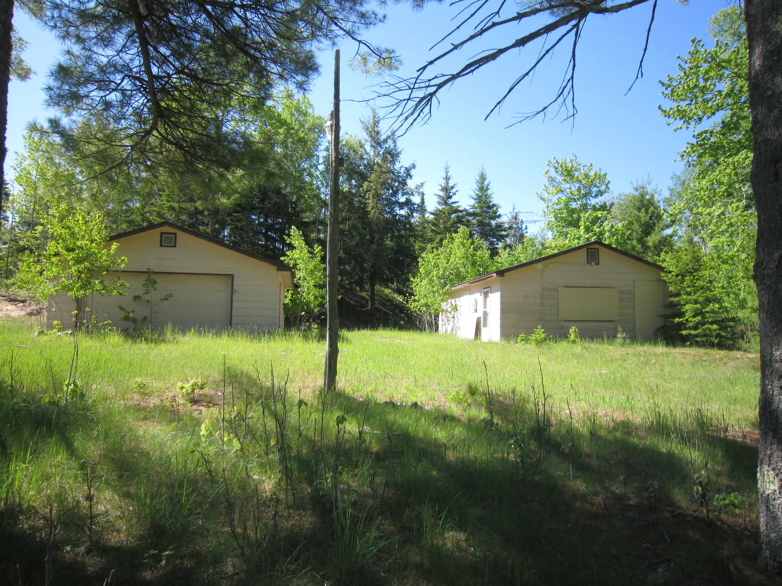 565 N W Gulliver Lake Rd  Gulliver MI 49840 photo