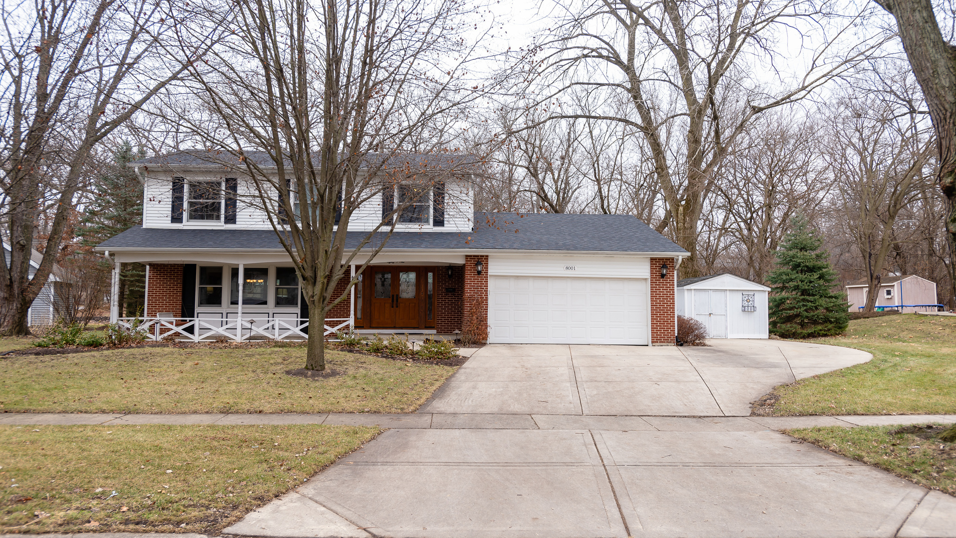 Property Photo: 8001 Everglade Avenue IL 60517