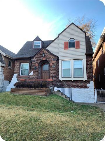 Property Photo: 5506 Walsh 63109