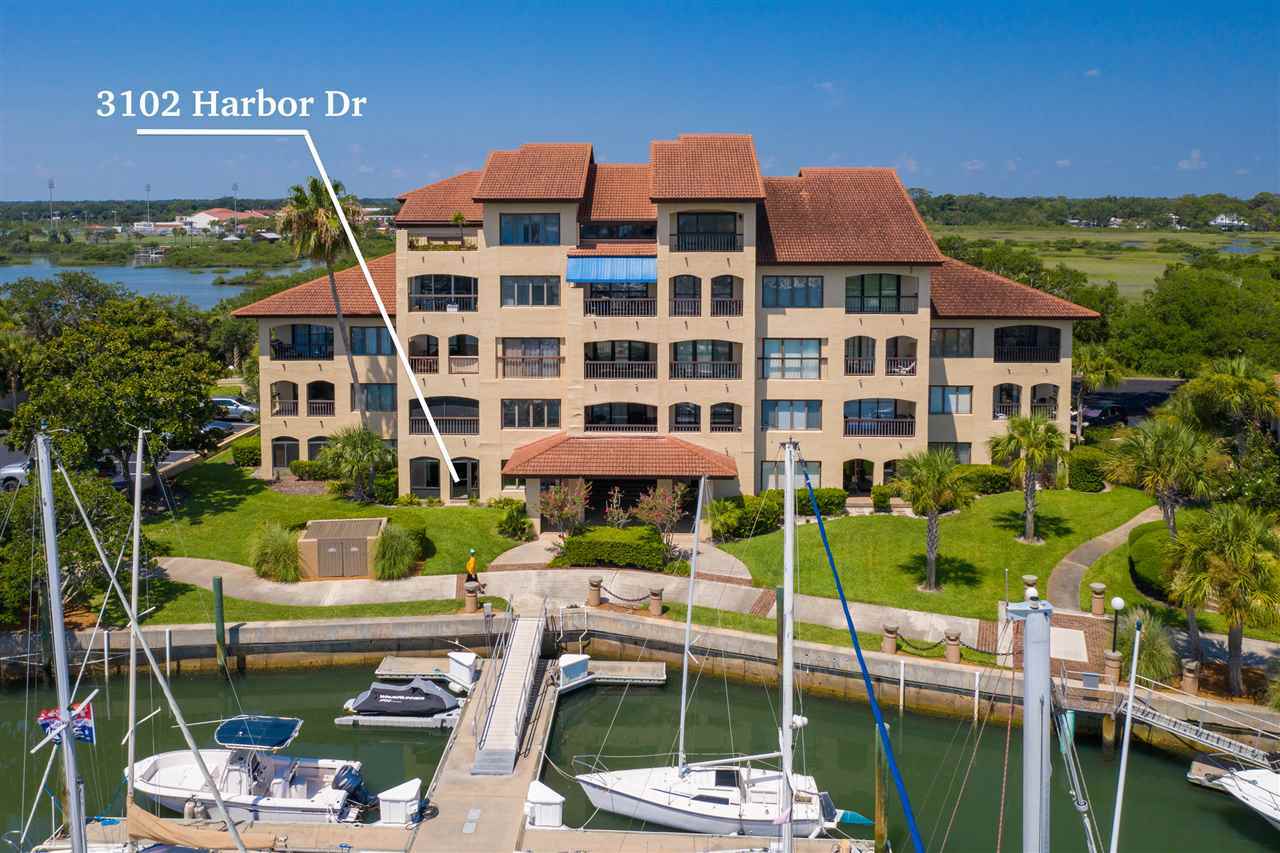 Property Photo:  3102 Harbor Dr  FL 32084 