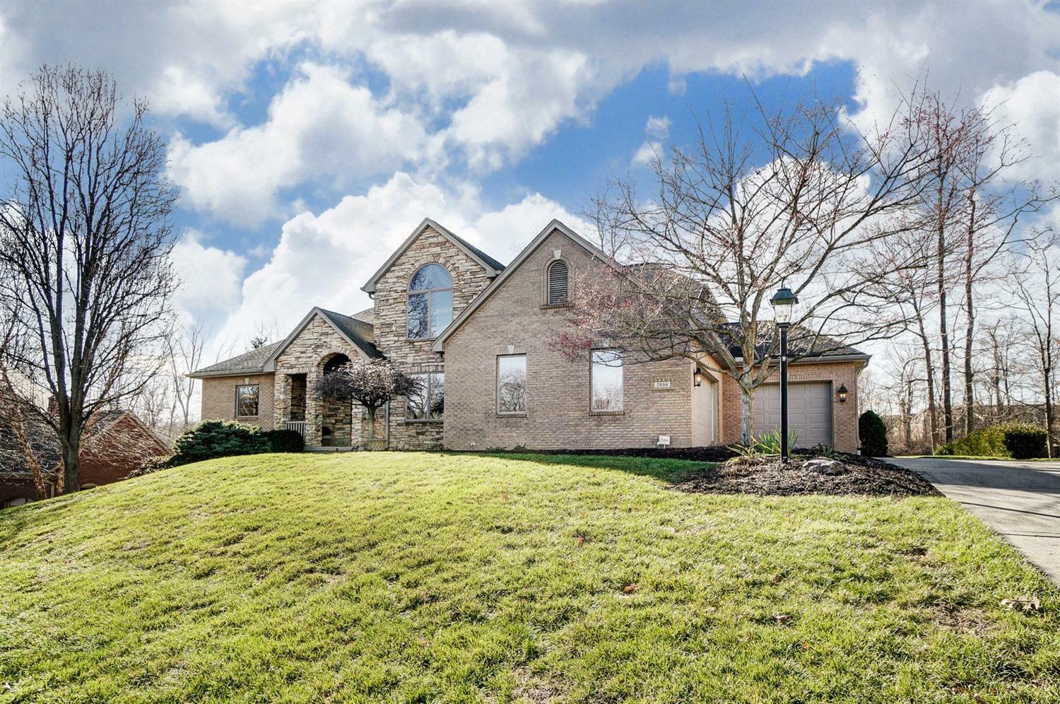 Property Photo: 3884 Beacon Woods Dr OH 45002
