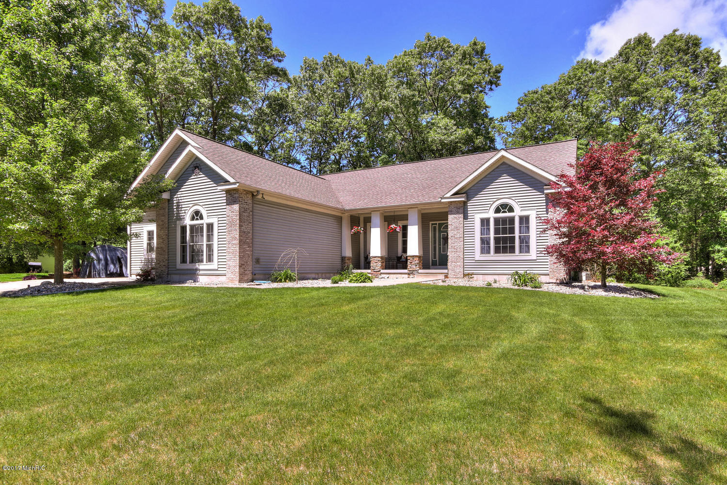 Property Photo: 2660 Ezekiel Drive MI 49442