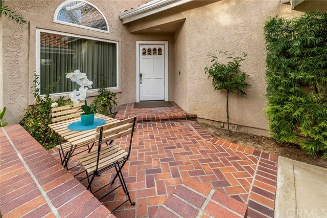 Property Photo:  198 S Mulberry Street  CA 92869 