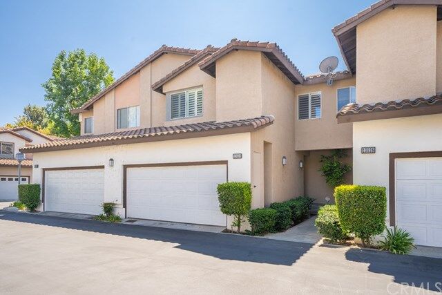 Property Photo:  13032 Via Salvia  CA 92503 