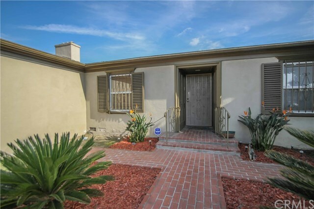 Property Photo:  3892 Olmsted Avenue  CA 90008 