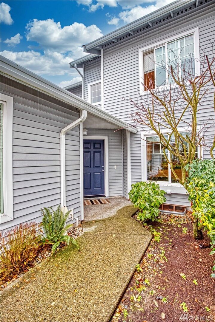 House for sale in Auburn 7122 James Place SE, Auburn, WA 98092