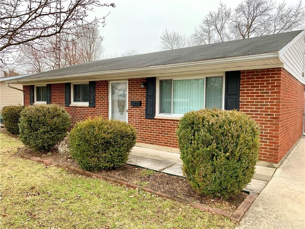 Property Photo: 118 Bronwood Street OH 45345