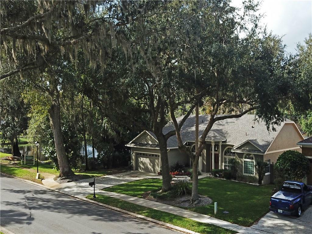 Property Photo:  1600 Twin Oaks Circle  FL 32765 