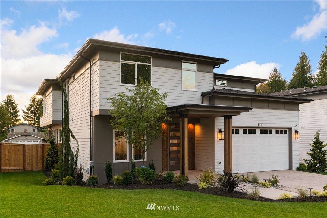 Property Photo: 10313 NE 112th St WA 98033