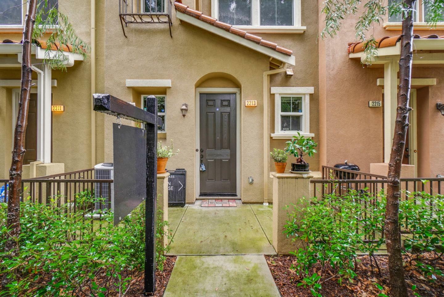 Property Photo: 2213 Beech Circle CA 95131