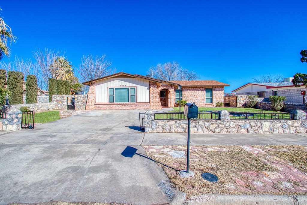 Property Photo:  10608 Polycrates Place  TX 79924 