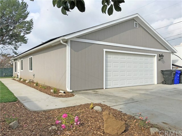 Property Photo:  207 Sierra Place  CA 91786 