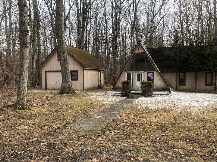 109 Balsam Lane  Tobyhanna PA 18466 photo