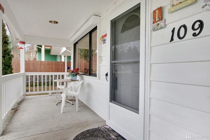 Property Photo:  109  Fir Avenue N  WA 98328 