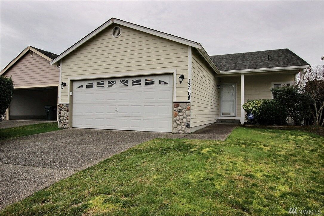 Property Photo: 13508 68th Avenue Ct E WA 98373
