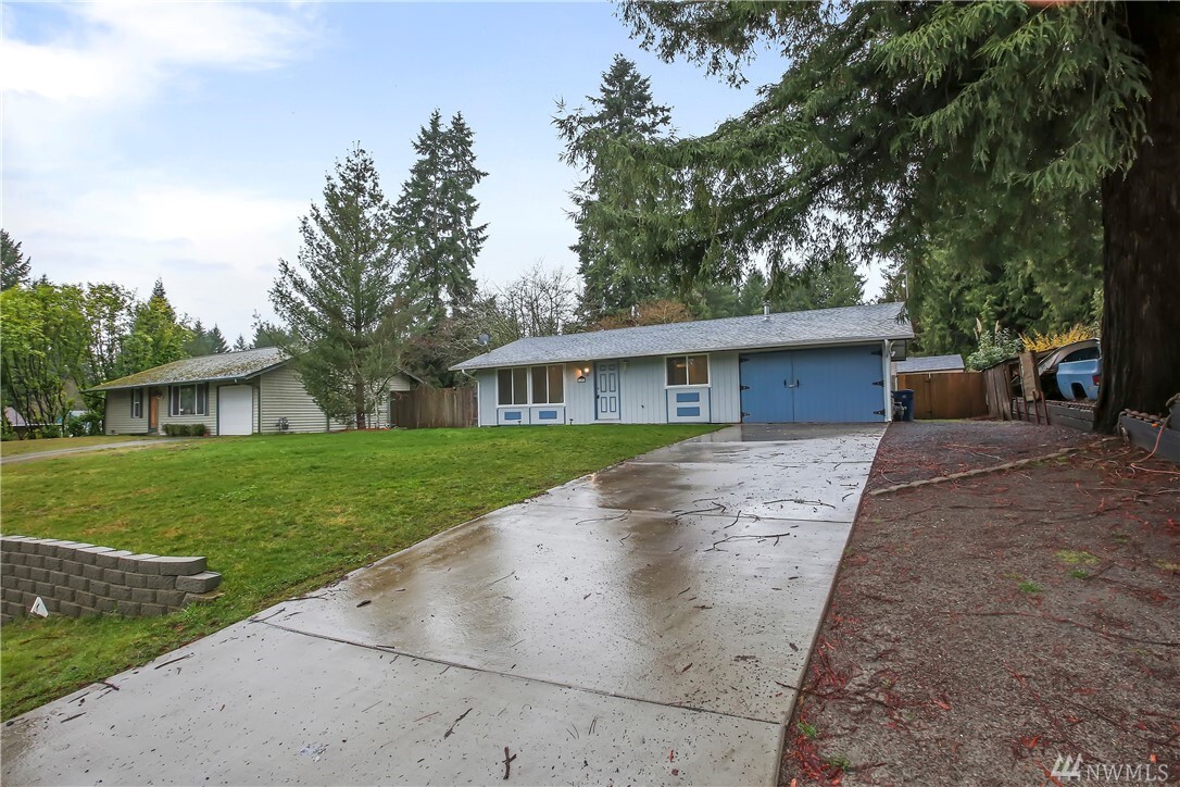 Property Photo: 7061 Woodlawn Drive NW WA 98311