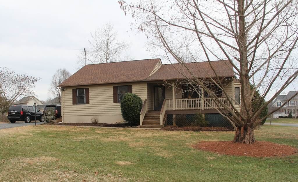 Property Photo:  212 Deer Dr  VA 22968 