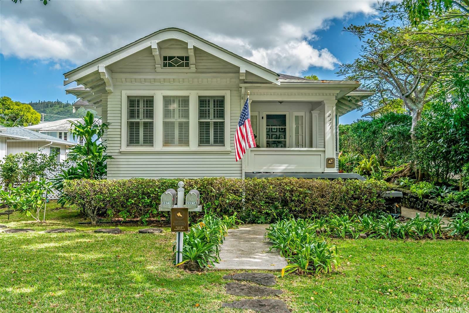 Property Photo:  2371 Oahu Avenue  HI 96822 