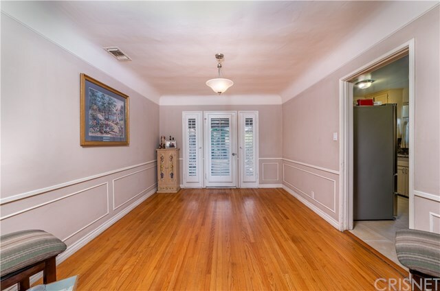 Property Photo:  727 N Alexander Street  CA 91340 