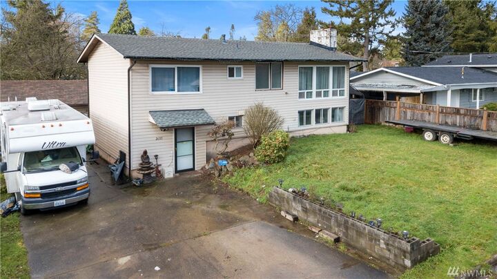 Property Photo: 26315 20th Avenue S WA 98198